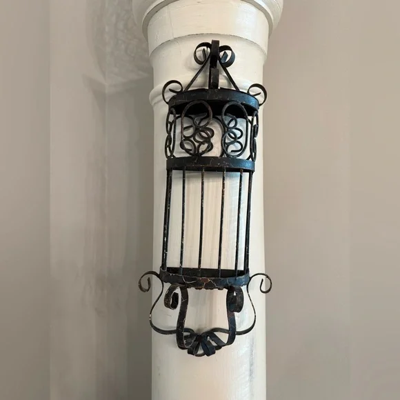 Vintage Rustic Chippy Black Metal Candle Holder - Picture 15 of 15